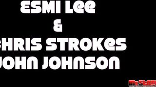 Esmi Lee's first Double Penetration EVER