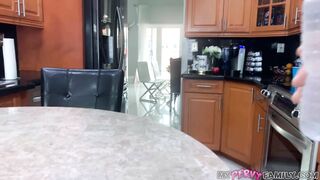 HOT STEP-COUSIN FINDS BLOG ENTRY