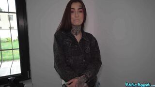 Hot Cleaner Fucks her Rich Boss