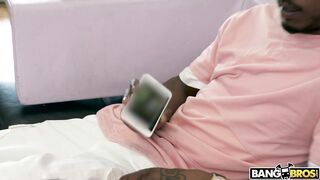 Riley Reid Takes a Monster Cock in Her Ass BTS