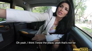 Clea Gaultier Sex in Car 2022
