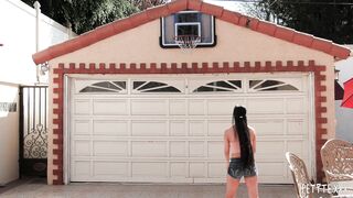 Petite Babe Scores Big On