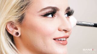 Gets Treated To An Anal Drilling