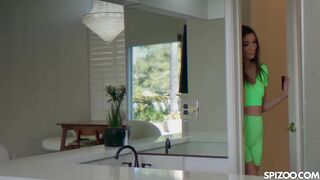 Maya Woulfe Fucks Her Handsome Landlord