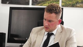 Housewife's Nympho Therapy