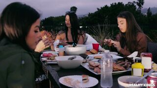 WLT S01E03: Bonding Time