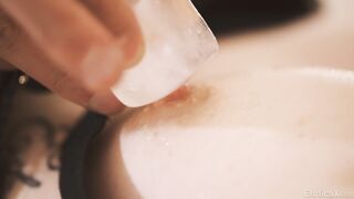 Sensual Moments Vol. 9 Evelyn Claire